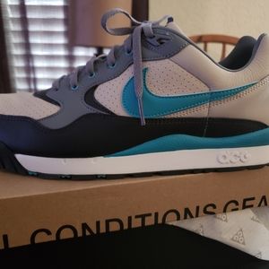 Brand new men's nike acg